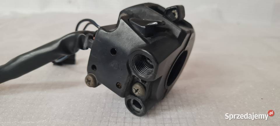 Suzuki Intruder 125 przełącznik prawy Warszawa