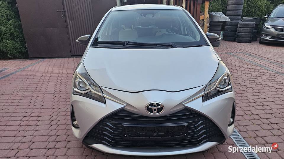 Toyota Yaris III 10 72 2018r Klima Kamera z ogrzewanie postojowe Zarszyn