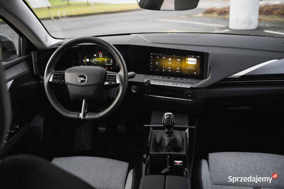 Opel Astra 12 Turbo Rok produkcji 2023 śląskie Zabrze sprzedam