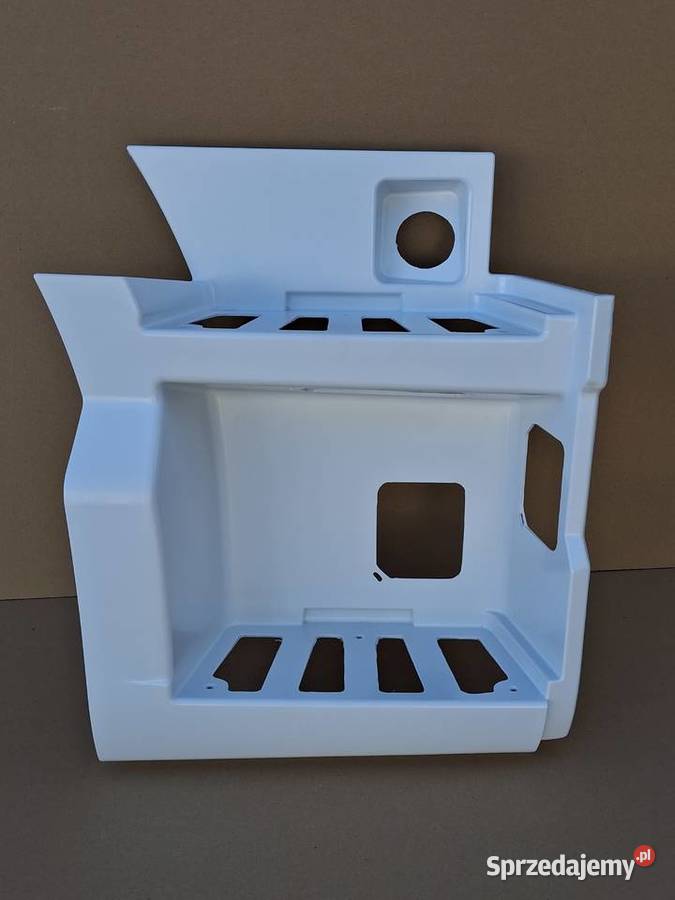 MAN TGX TG3 STOPIEŃ PRAWY DOLNY OBUDOWA STOPNIA Bieleń