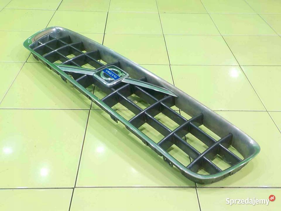 VOLVO C70 II 06r atrapa grill mazowieckie Suków