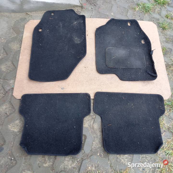 Dywaniki welurowe PEUGEOT 307 CC CABRIO CZARNE małopolskie Proszowice