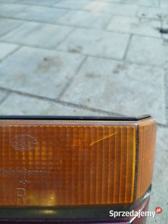 Golf mk1 tylnia szeroka lampa prawa hella osobowe