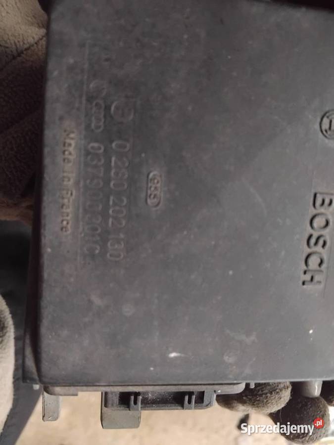 Przepływka Przepływomierz 037908301C Audi 80 20 osobowe Grodków sprzedam