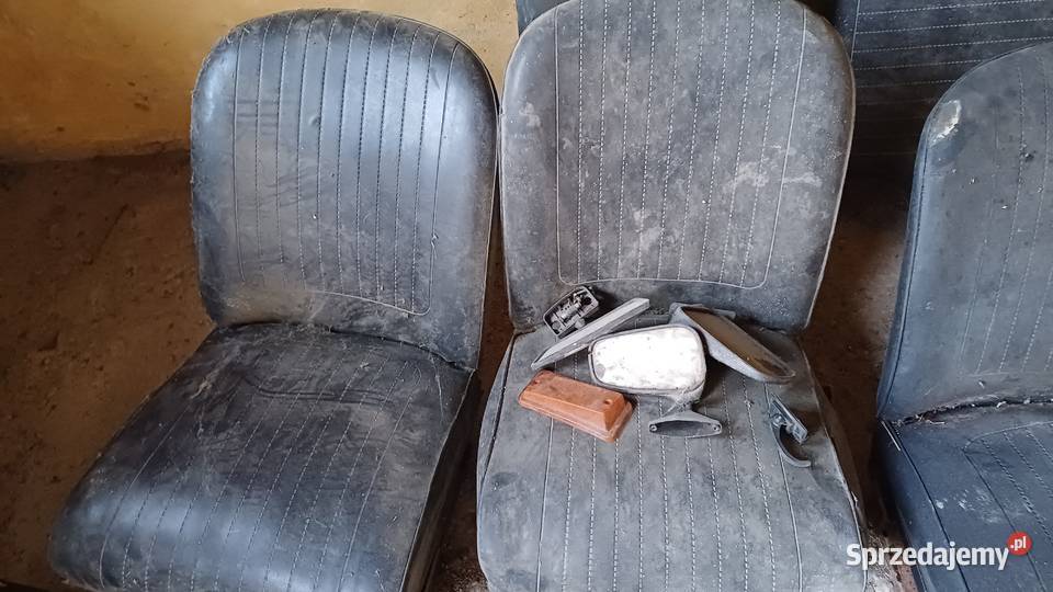 Części fiat 126 p tapicerka zderzaki szyby świętokrzyskie Ostrowiec Świętokrzyski sprzedam