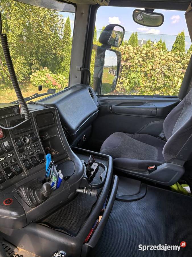 Ciągnik siodłowy SCANIA Rok produkcji 2005 Ropczyce