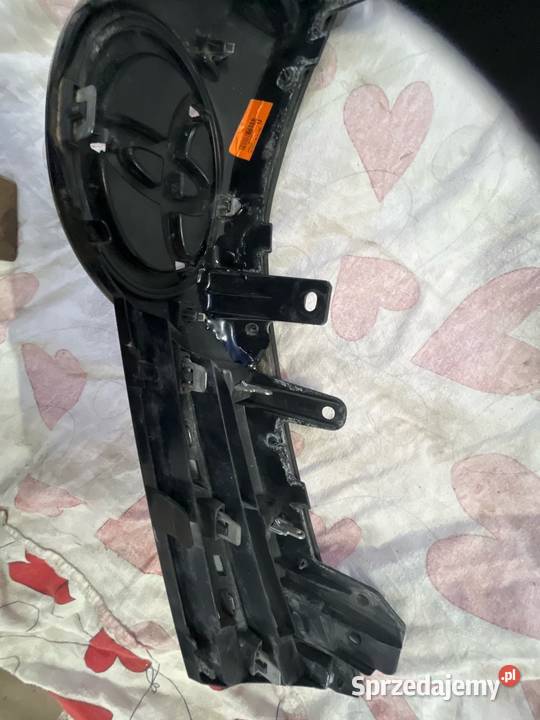 Toyota Corolla E 16 lift Grill Atrapa Części samochodowe Grudziądz