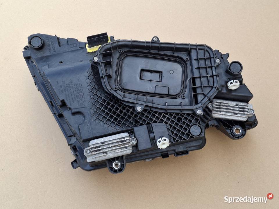 VOLVO FH5 FH 5 REFLEKTOR PRAWY LAMPA PRAWA FULL