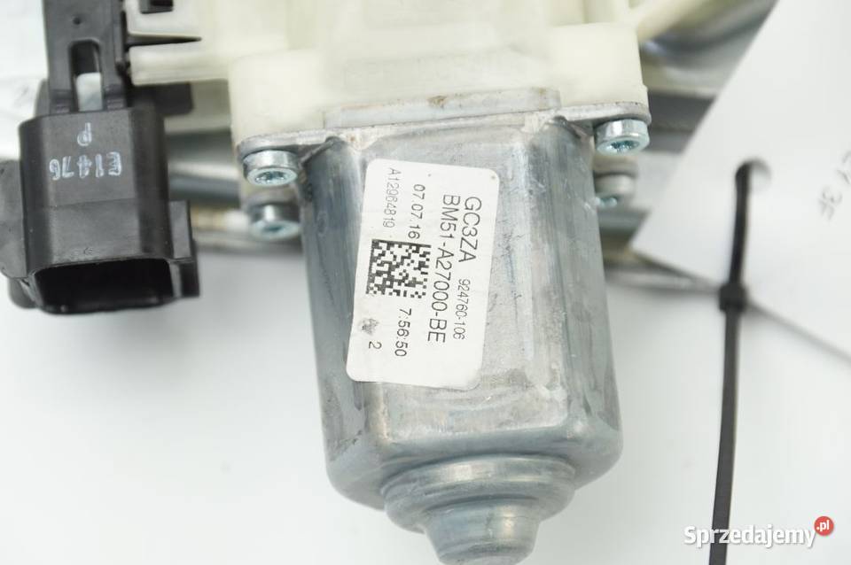 BM51A27000BE FOCUS ST SILNICZEK SZYBY PT Pozostałe Lipno
