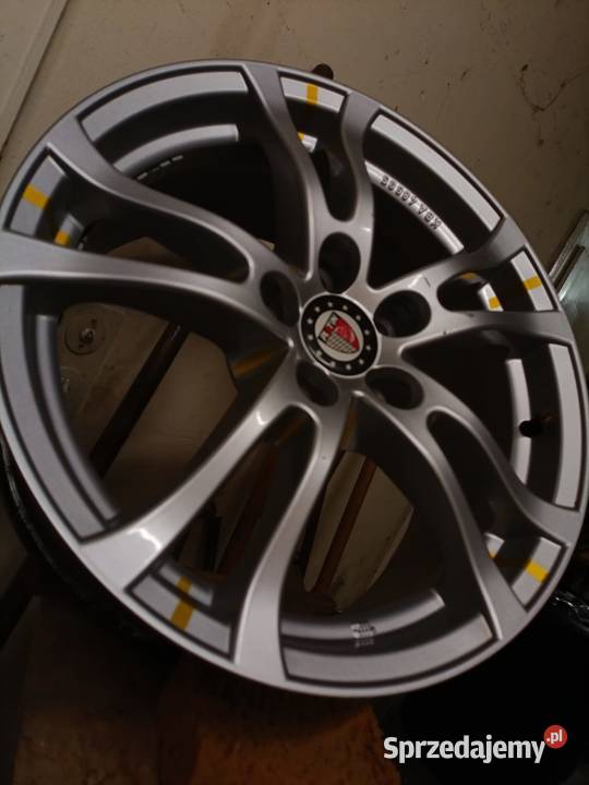 5x1143 17 z sensorami stan bez skaz na rant Średnica 17" Dąbrowa Górnicza