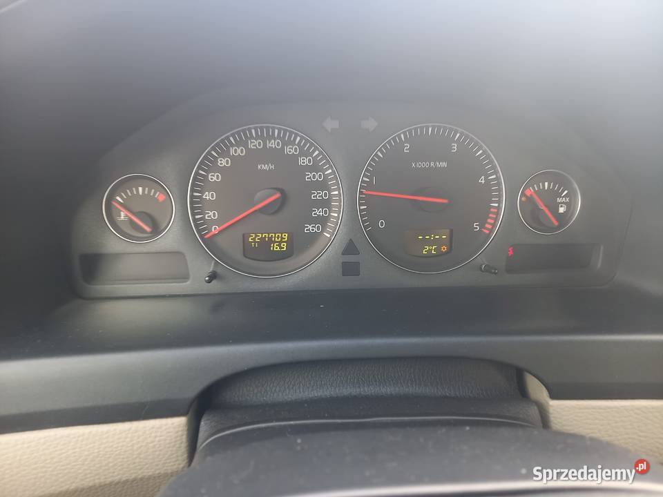 Volvo XC70 24 D5 AWD 185 227 bezwypadkowy Łódź