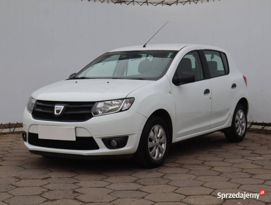 Dacia Sandero 12 16V Rok produkcji 2016 Łódź