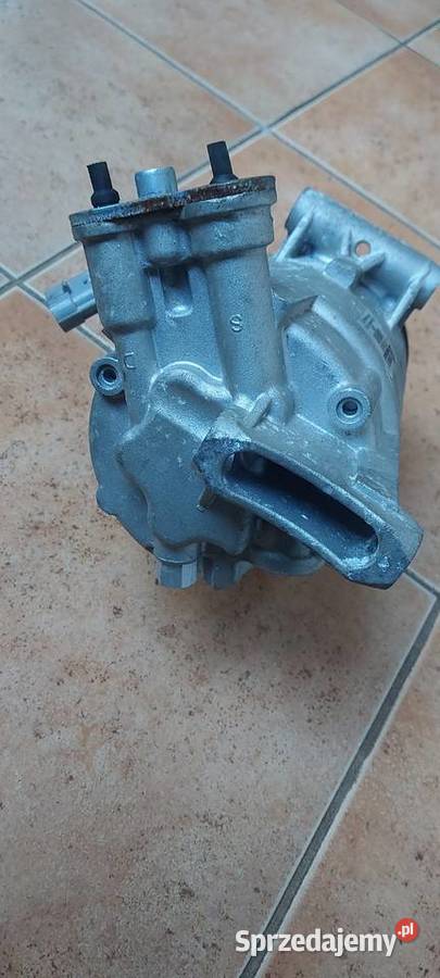 Kompresor sprężarka klimatyzacji KTT090053 Opel Szczecin