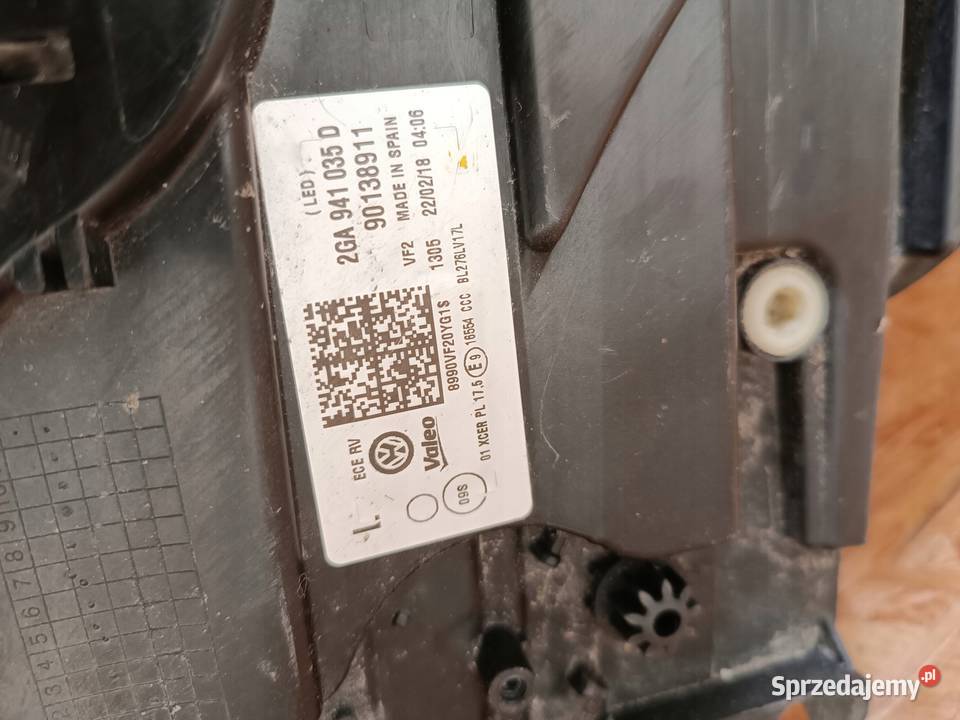 LAMPA LEWY PRZÓD REFLEKTOR EU 2GA941035D Nowy Tomyśl