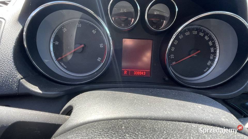 Opel Insygnia 20 D 2011r uszkodzony silnik warmińsko-mazurskie Olsztyn