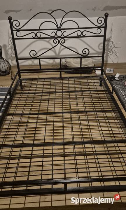 Łóżko metalowe kute o wym 140x200 Kielce