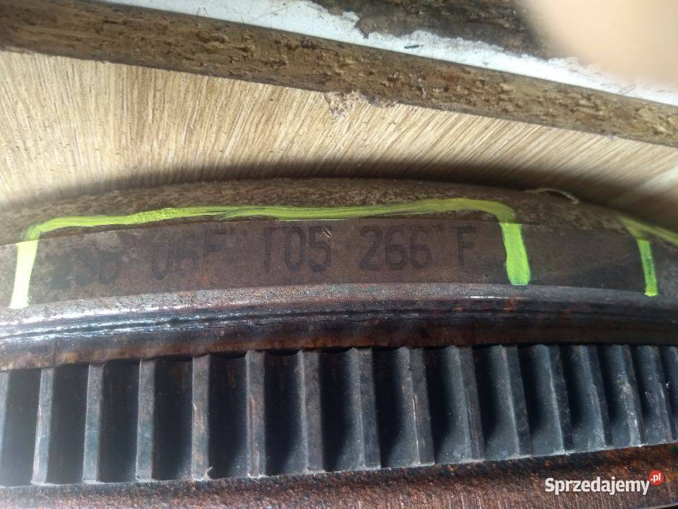 DWUMAS VW 20 TFSI 06F105266F osobowe