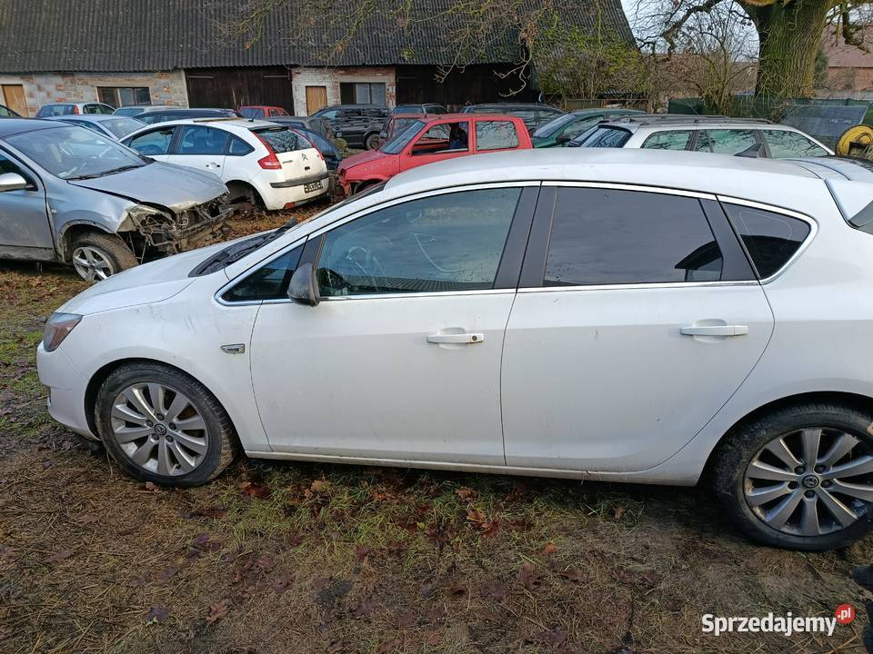 Opel Astra J 2011 r dawca części kod lakieru Z Szklarka Myślniewska