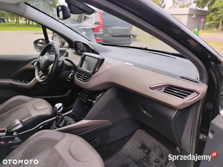 PEUGEOT 2008 16HDI 115 Przebieg 154000 Panorama gniazdo AUX 2008 Parczew