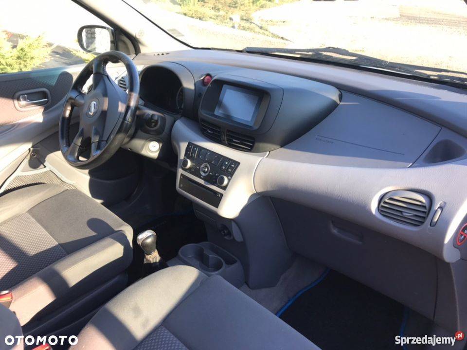 Nissan Almera Tino 18 zadbane wnętrze małopolskie