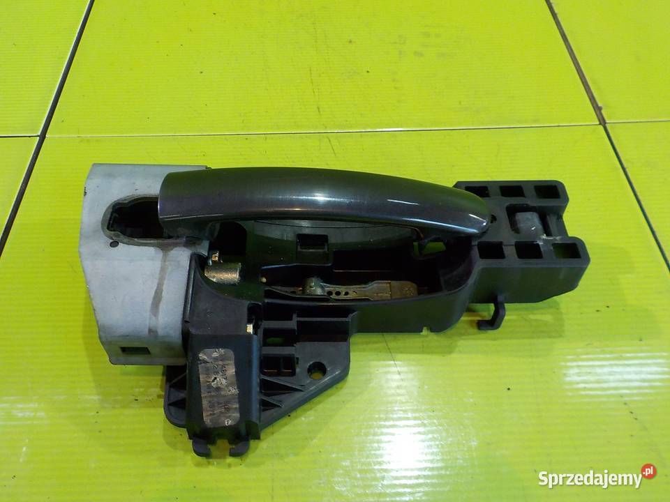 AUDI TT 8J LIFT 11r klamka drzwi prawa przod Klamki Suków