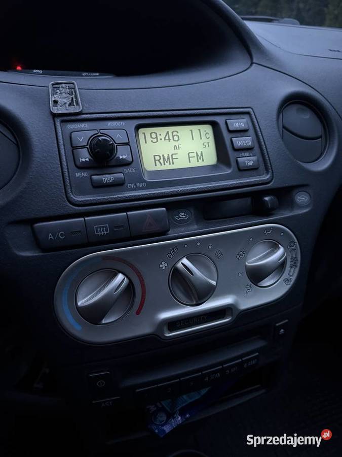 Toyota yaris klima 2 kpl kół 14 D4D Yaris