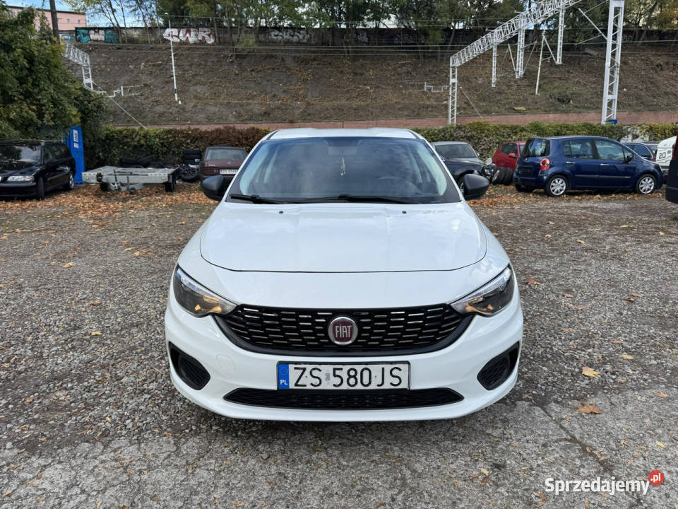 Fiat Tipo 14i95KlimatyzacjaTempomatKomputerNowy centralny zamek Tipo Tipo Szczecin