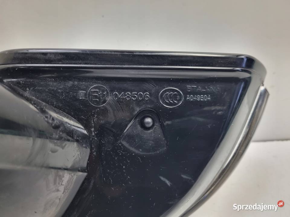 PRAWE LUSTERKO Volvo XC40 pasażera 14 kabli