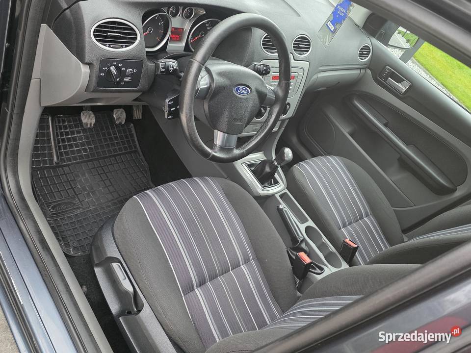 Ford Focus Polift 16 16V Benzyna 115 Rok produkcji 2008