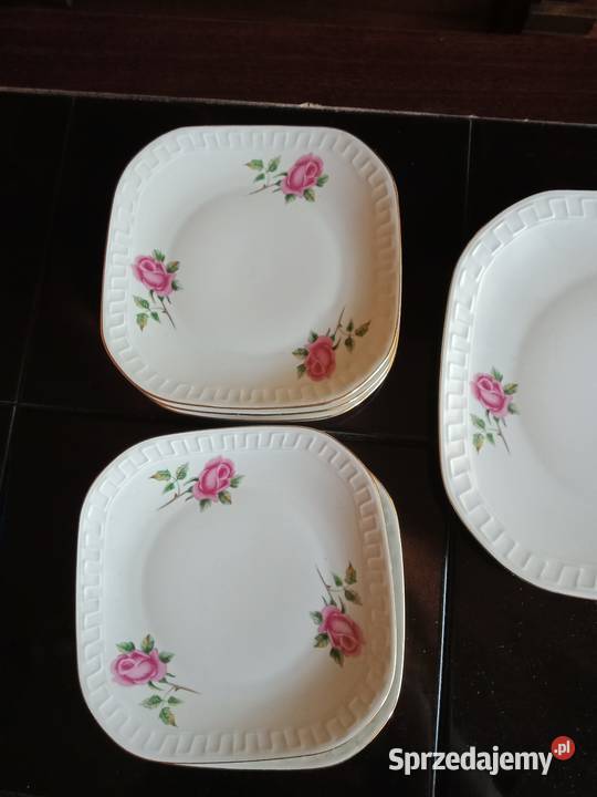 Talerze deserowe z porcelanyWawel Łódź sprzedam
