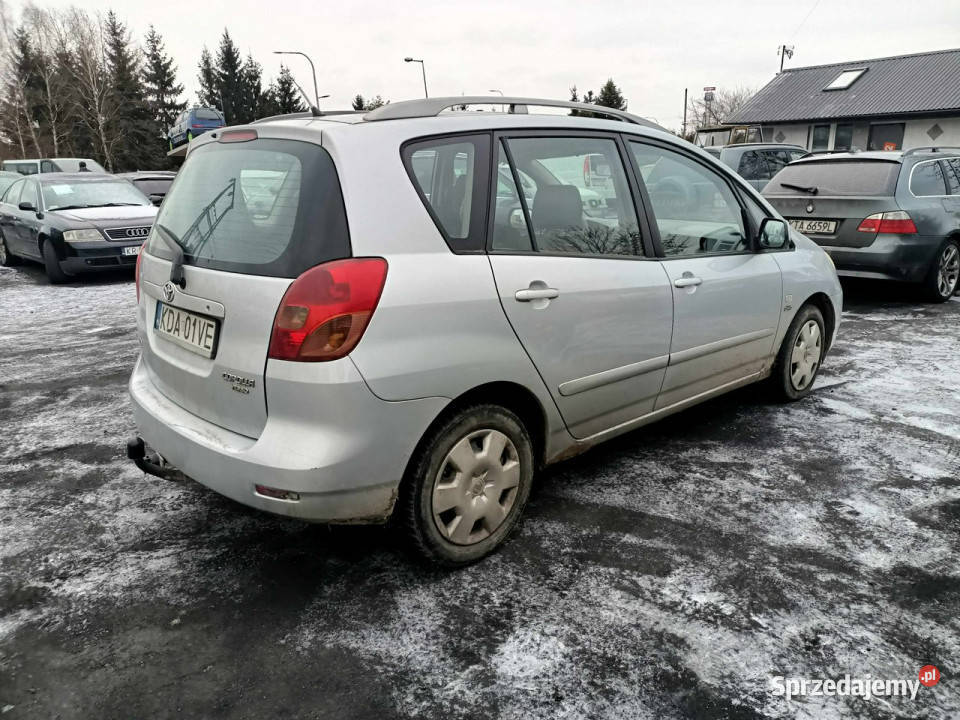 Toyota Corolla Verso Toyota Corolla Verso 20 D4D Tarnów sprzedam