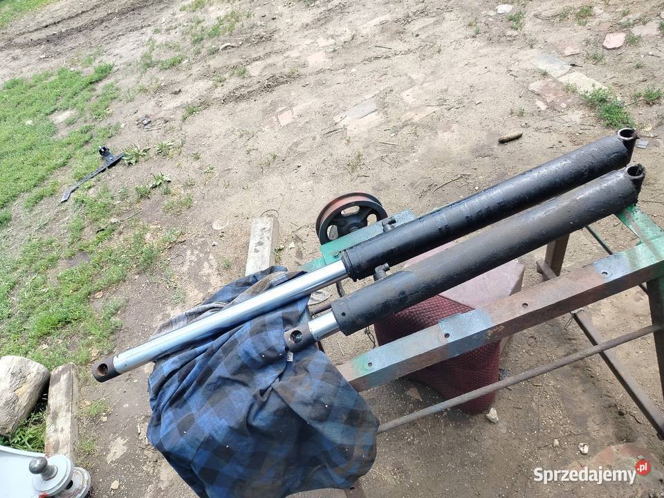 Siłownik hydrauliczny tur sprzedam Pozostałe kujawsko-pomorskie Skarszewy