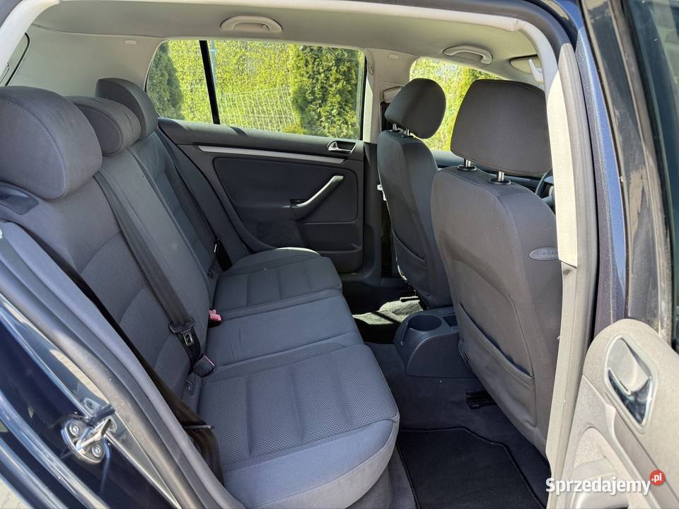 VW Golf V serwisowany w ASO Myślenice sprzedam