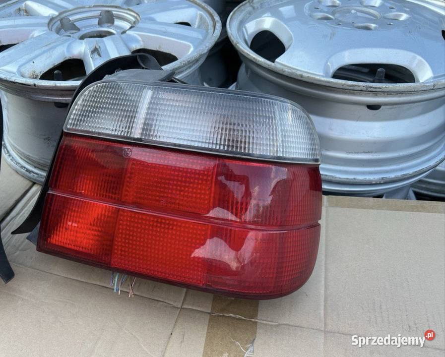 Lampa tył BMW E36 compact prawa lewa osobowe Kielce