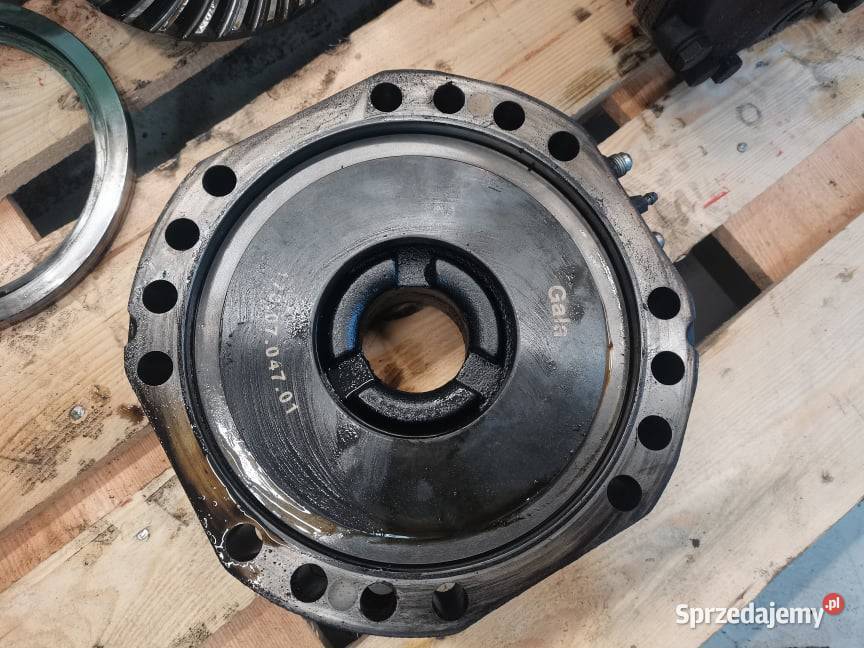 Massey Ferguson 8947 Tłok hamulca nożnego Wilkowo sprzedam