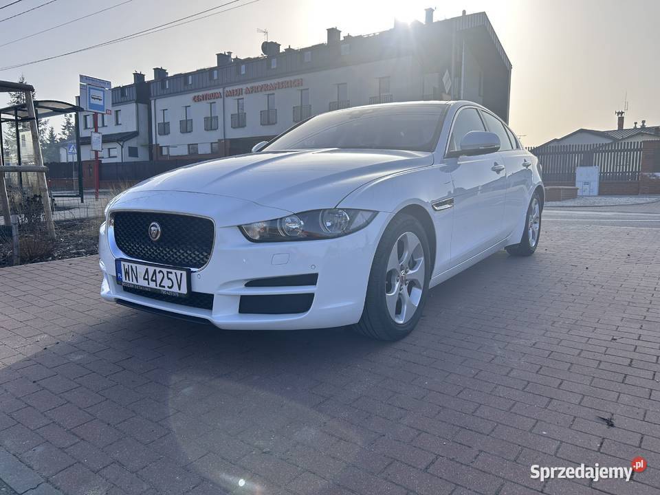 Jaguar XE 2018 benzyna 250 nowy klimatyzacja Borzęcin Duży