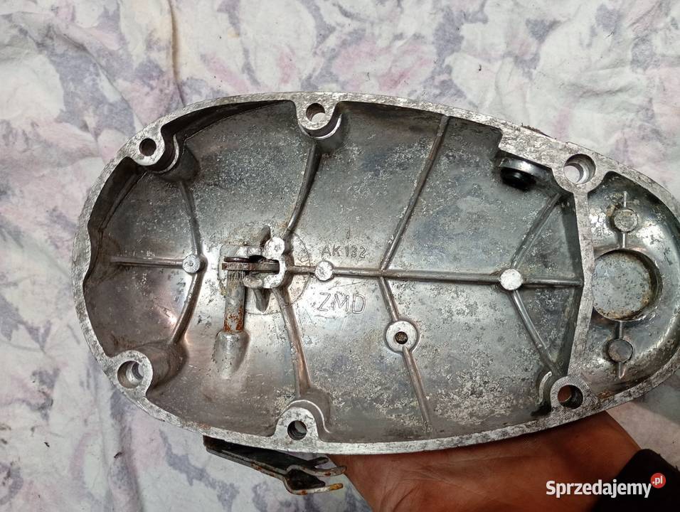 Dekiel pokrywa sprzęgła komar silnik 003 Motoryzacja Majdan Królewski sprzedam