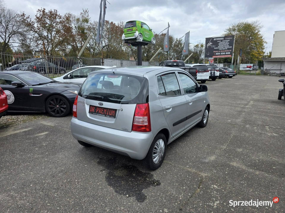 Kia Picanto 11 Benzyna 65 Dwa Klucze Isofix pomorskie Słupsk