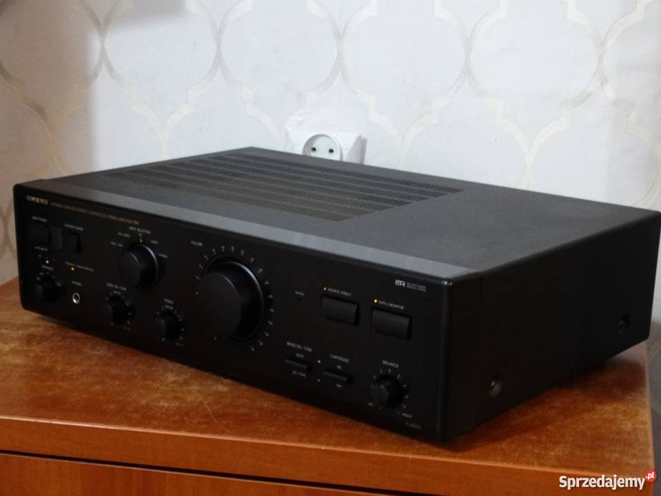 Wzmacniacz Onkyo A8830 sprawny i mocny WYSYŁKA Wzmacniacze i pokrewne Jasło sprzedam
