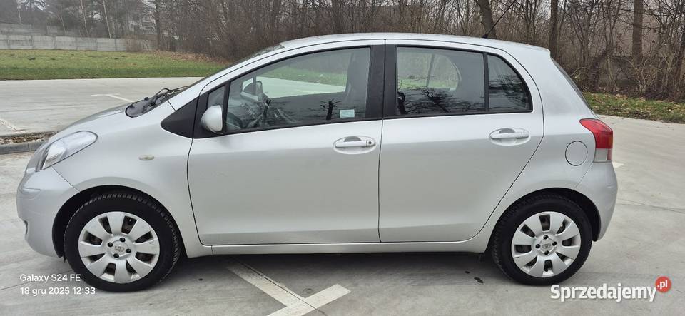 Toyota Yaris 2 13 LPG 5 drzwi Klima Hak Niski Nasielsk
