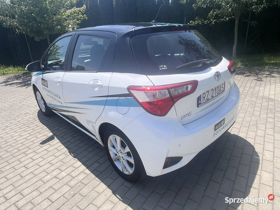 Toyota Yaris w świetnym stanie niski przebieg Rzeszów
