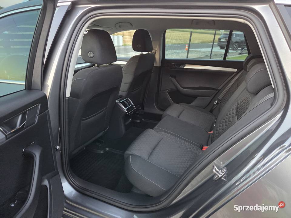 SKODA SUPERB LIFT AMBITION SalonPL 1WŁ 2022 Sieradz sprzedam