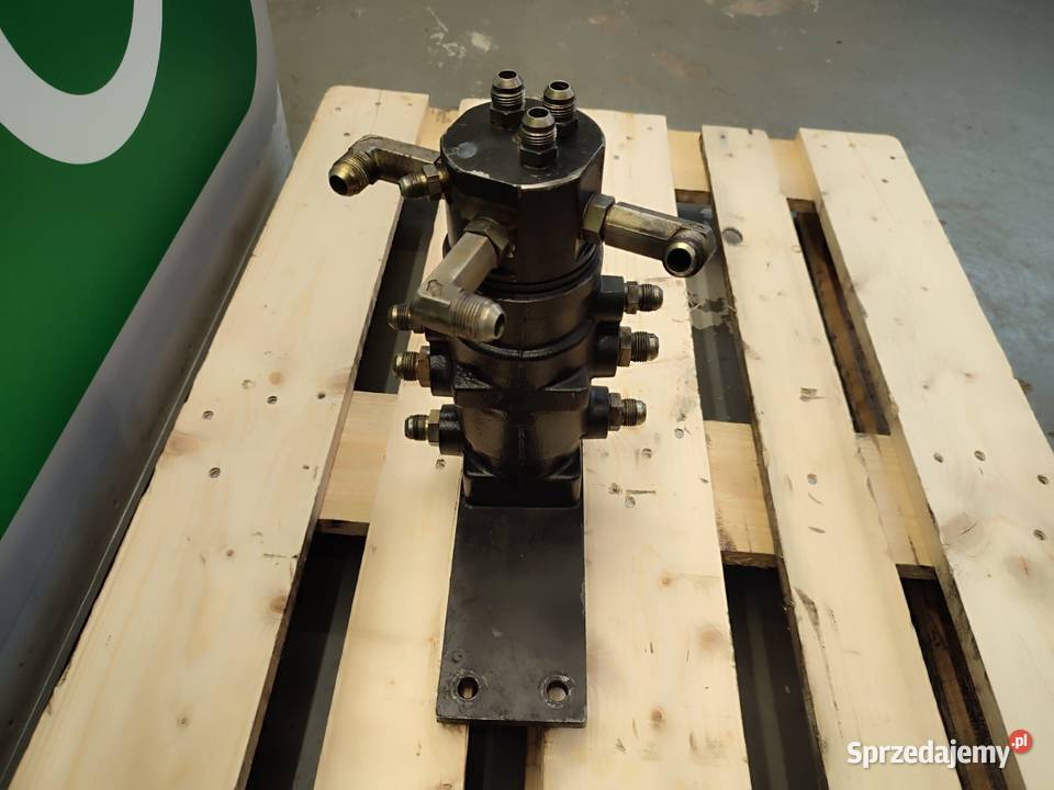 Kolumna obrotu ALA2476500 VOLVO EC55 Wilkowo