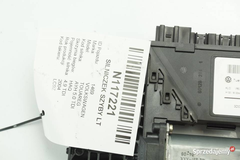 3D0959795C LEWY TYŁ TOUAREG I SILNICZEK SZYBY LT Pozostałe