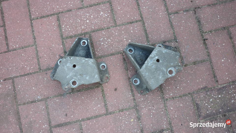 Mocowanie osi belki tył Renault Laguna 2