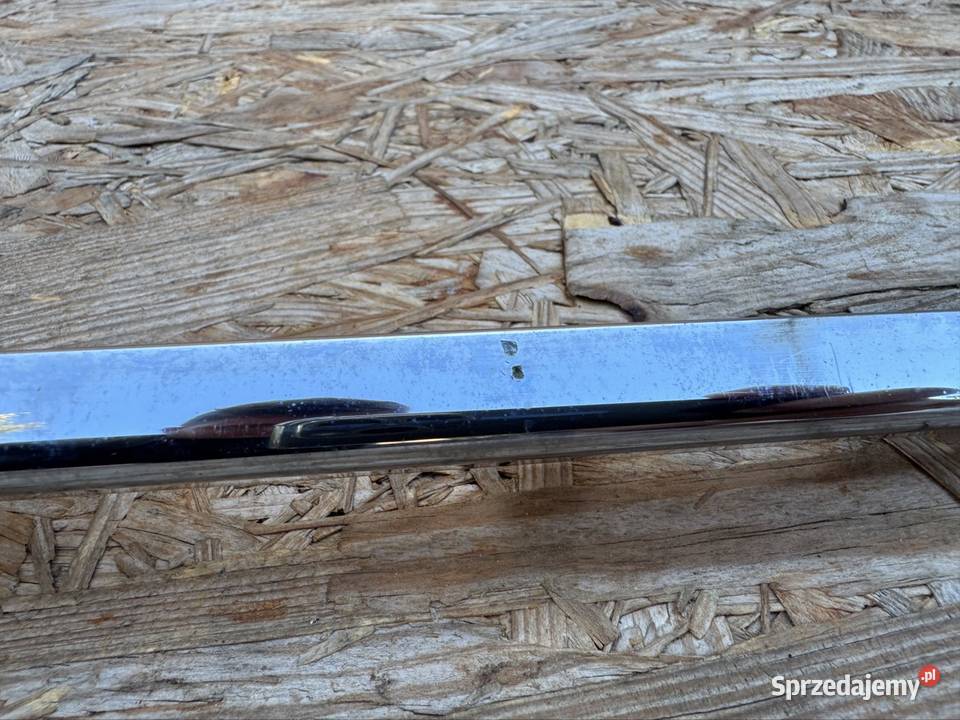 Środkowa listwa zderzaka przód MercedesBenz eqc