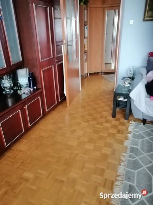 syndyk sprzeda udział w lokalu mieszkalnym Liczba pokoi 3 Warszawa