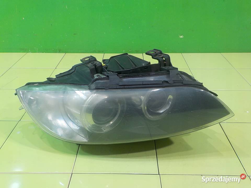 BMW 3 E92 25 B 07r 2D COUPE XENON lampa prawa Lampy przednie