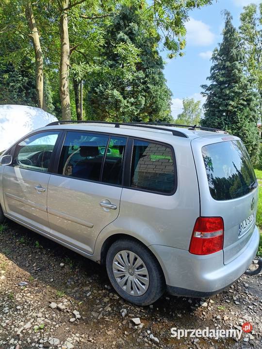 VW Touran 2005 w całości na części Świlcza