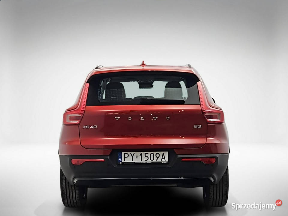 Volvo XC 40 B3 Plus Dark aut Z Polskiego Salonu czerwony Warszawa
